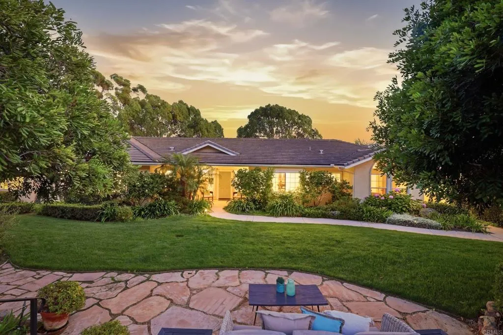 https://cdn.realtyfeed.com/cdn/127/306775455/5800847e761acbb7d0a6e23bb5c98da5.webp