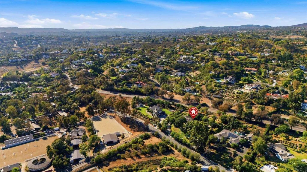 https://cdn.realtyfeed.com/cdn/127/306775455/867f23df9bea655f6dae6f20290c935e.webp