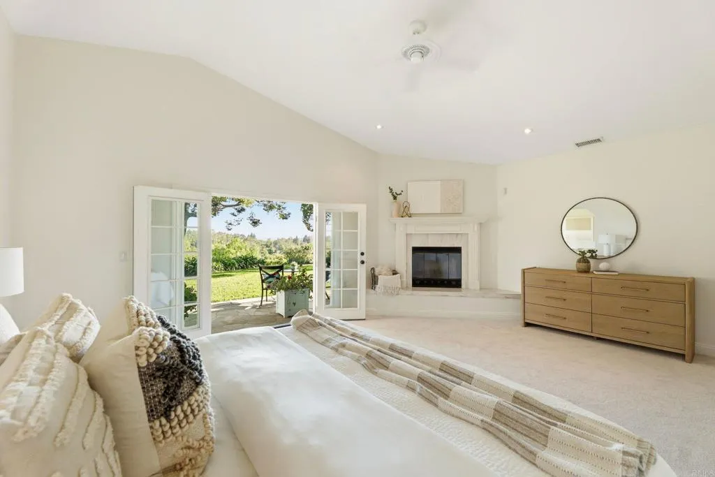 https://cdn.realtyfeed.com/cdn/127/306775455/f266f5add6576871d6059ee0bc336b74.webp