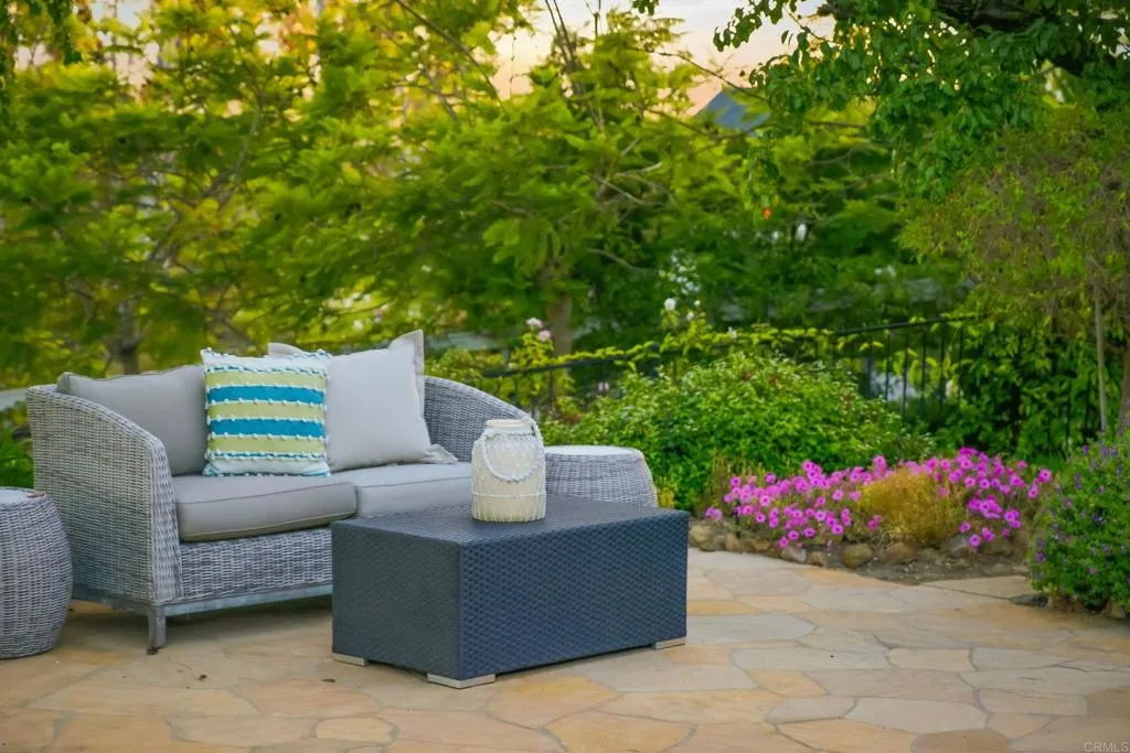 https://cdn.realtyfeed.com/cdn/127/306775455/f82666dad3299fd8c3cfe951fa1e2969.webp