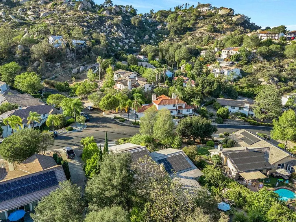 https://cdn.realtyfeed.com/cdn/127/306775471/0d5c8b5a8fcce236a8a3557eba4319a7.webp