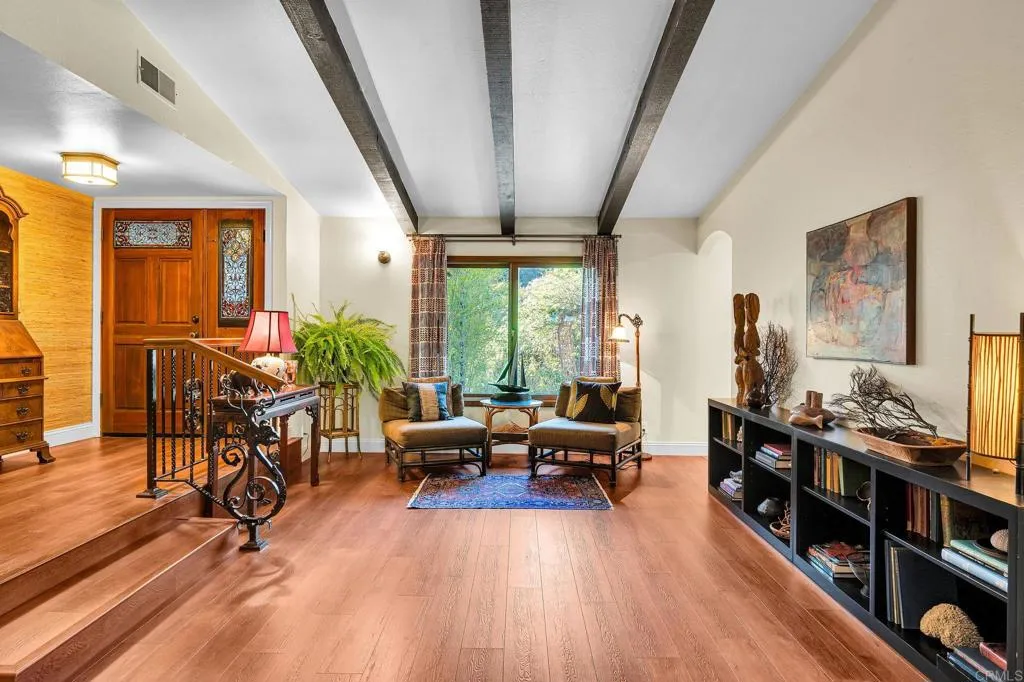 https://cdn.realtyfeed.com/cdn/127/306775471/1321f781e5b4fe79c6f06b888749483b.webp