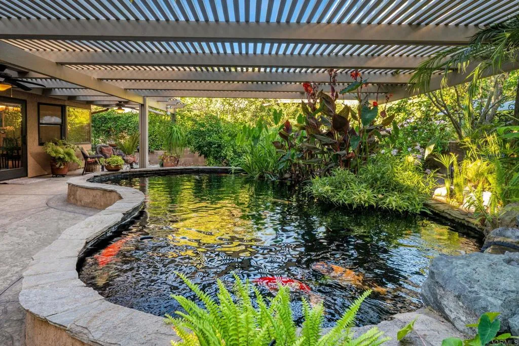 https://cdn.realtyfeed.com/cdn/127/306775471/42919842b896fbf9124abb6b8f6a5ff6.webp