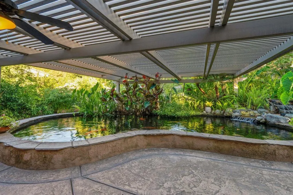 https://cdn.realtyfeed.com/cdn/127/306775471/6b582d0cbdc7dea4bade5e21e7c78398.webp