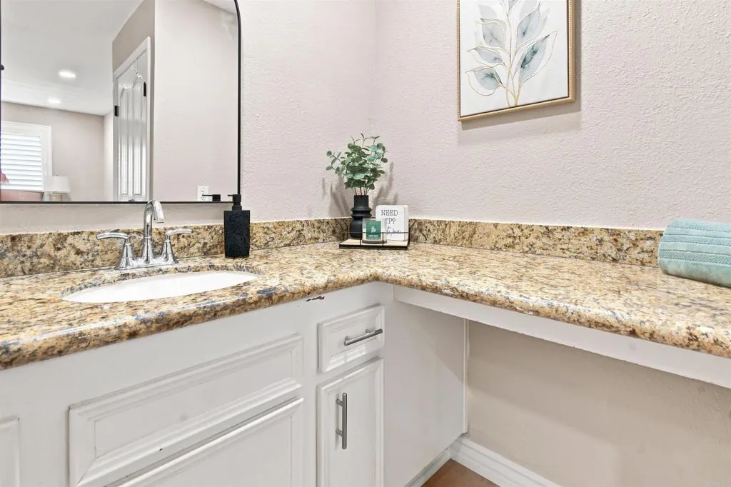 https://cdn.realtyfeed.com/cdn/127/306775475/4d3a0fac04f19fe056907862e737b8e6.webp