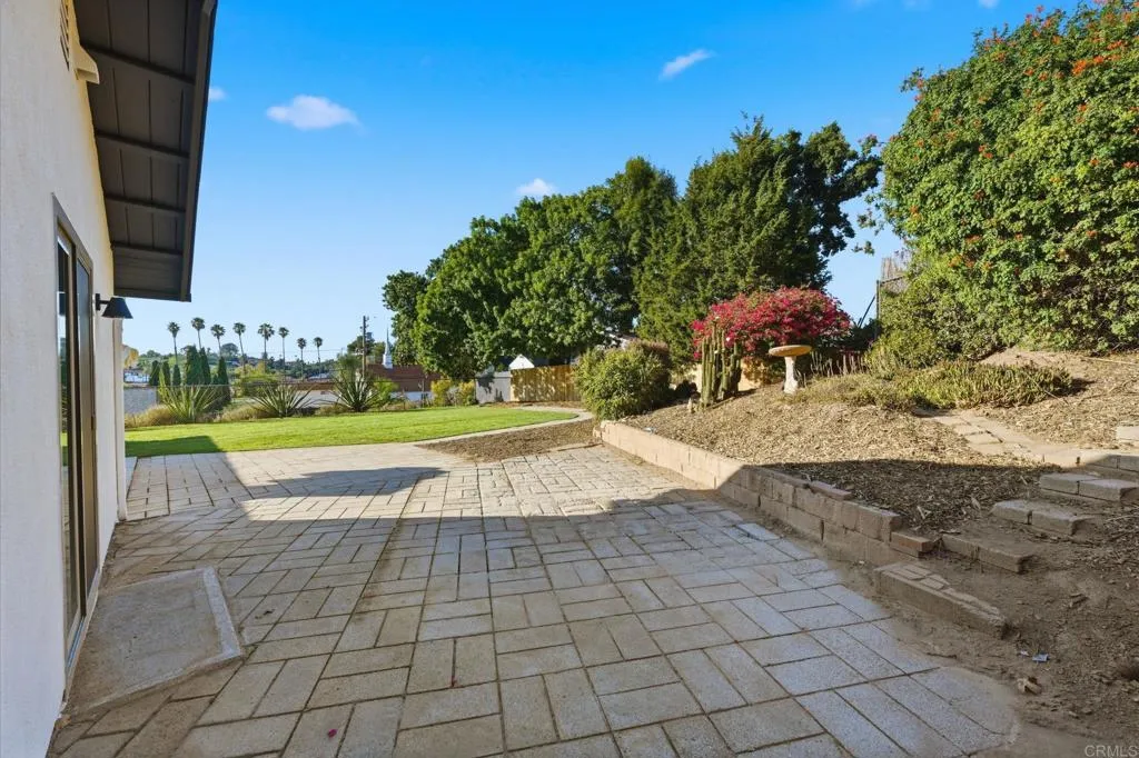 https://cdn.realtyfeed.com/cdn/127/306775476/126aea2b38b3d9f7e1f4751d8e400f54.webp