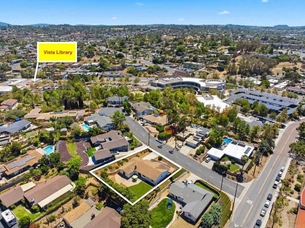 https://cdn.realtyfeed.com/cdn/127/306775476/4f7f708c2ff7a5b1d76ceed4b3475d79.webp