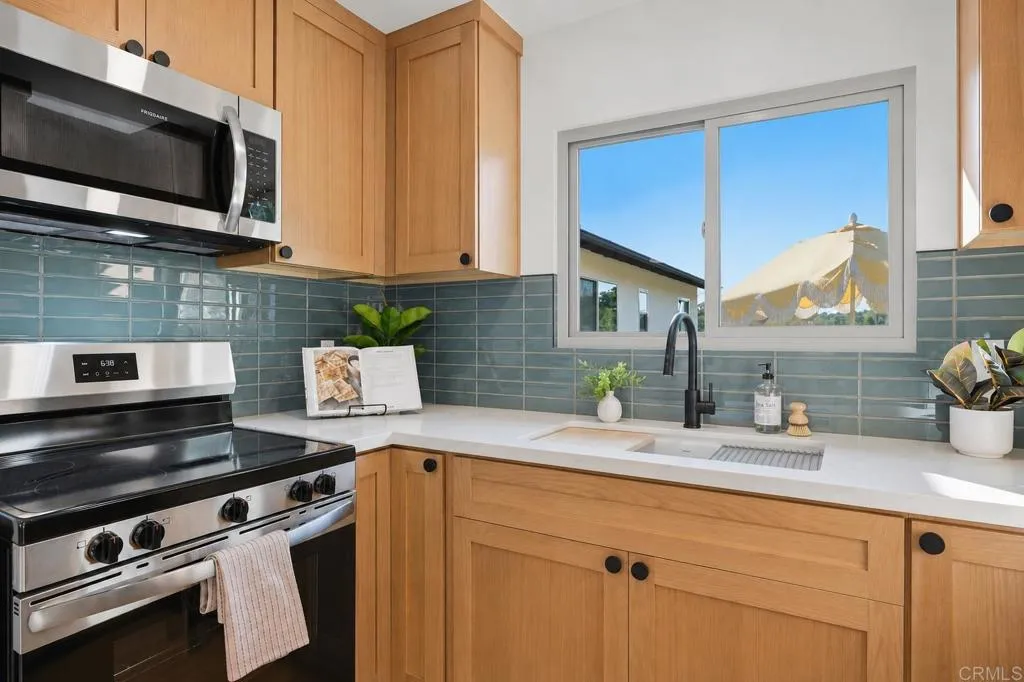 https://cdn.realtyfeed.com/cdn/127/306775476/c6cd4666a2f9b0786362fc813fdef7f0.webp