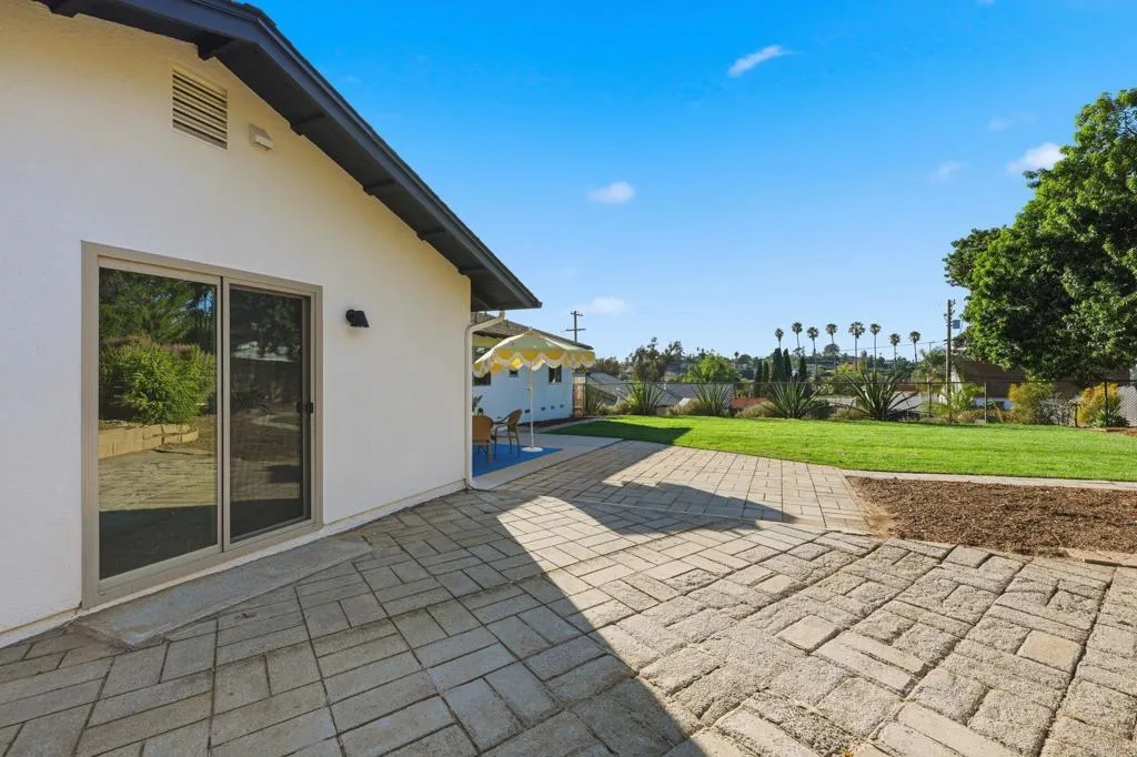 https://cdn.realtyfeed.com/cdn/127/306775476/fc05b1f13f721661109b7db97fc1d5b1.webp