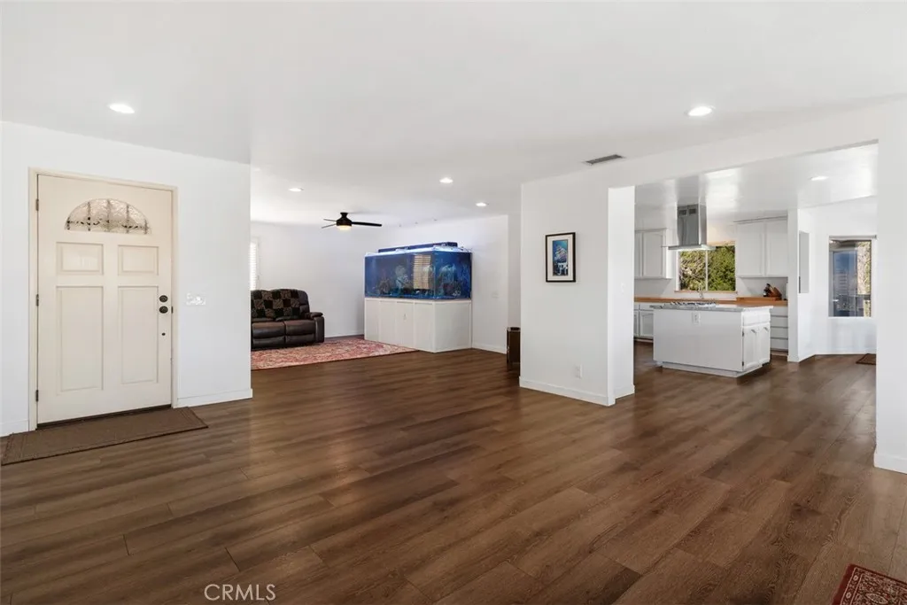 https://cdn.realtyfeed.com/cdn/127/306775621/2168f72618d4ad9f701d534ba15e9ecf.webp
