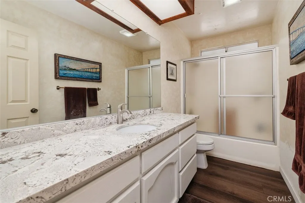 https://cdn.realtyfeed.com/cdn/127/306775621/5e74739fcb2c8ce36c3b23fad378376d.webp