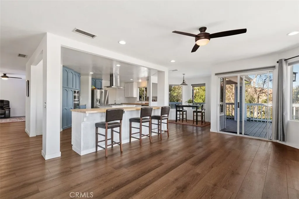 https://cdn.realtyfeed.com/cdn/127/306775621/b334ddfdfa194eac63526b5e4b4ae7f2.webp