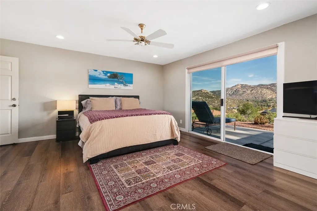 https://cdn.realtyfeed.com/cdn/127/306775621/bd868adebe7c9eef0596dc039a313a20.webp