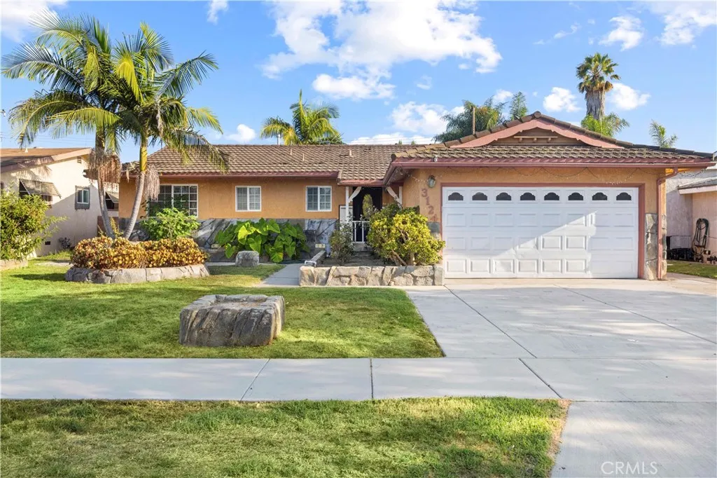 3124 W Graciosa, Anaheim, CA 92804 - Photo 2 of 33, Anaheim, CA
