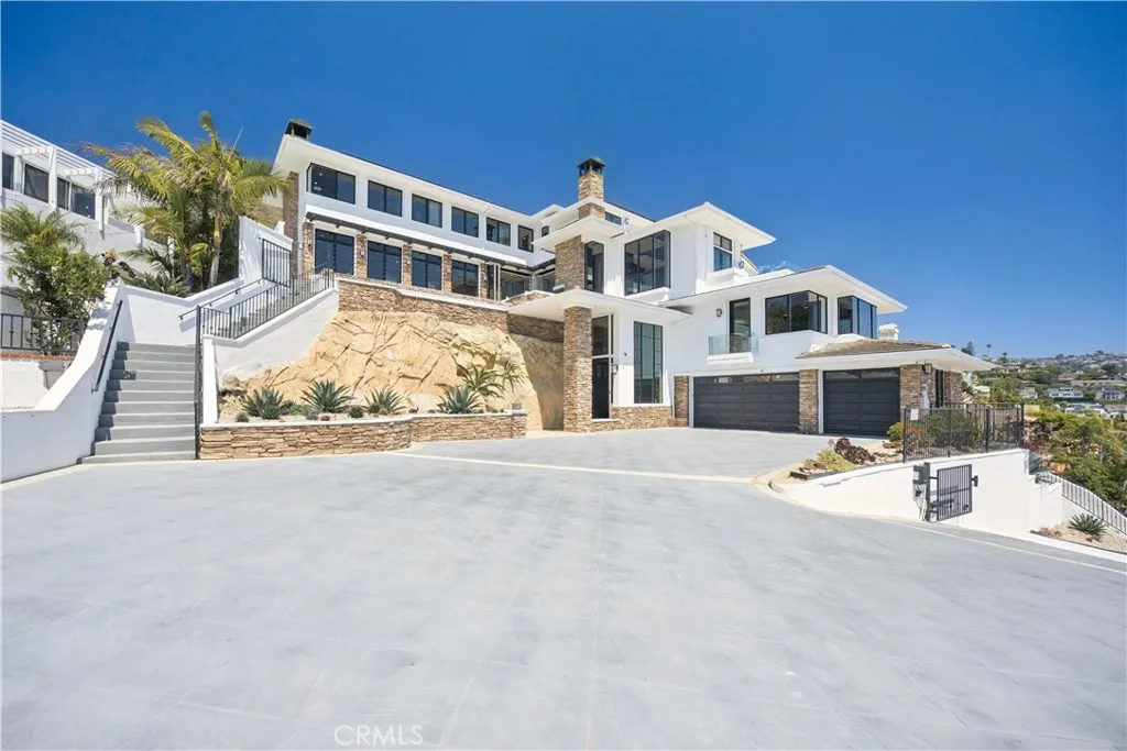 1076 Skyline Drive, Laguna Beach, CA 92651 - Main photo, Laguna Beach, CA