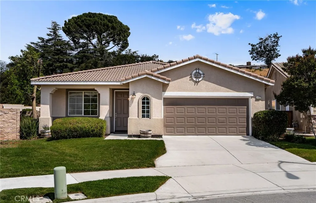 34463 Yale Drive, Yucaipa, CA 92399 - Photo 3 of 23, Yucaipa, CA