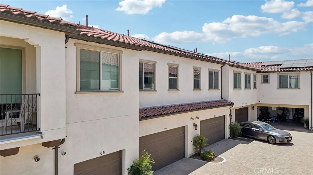2818 E Berry Loop Privado Unit 66, Ontario, CA 91761 - Photo 5 of 50, Ontario, CA