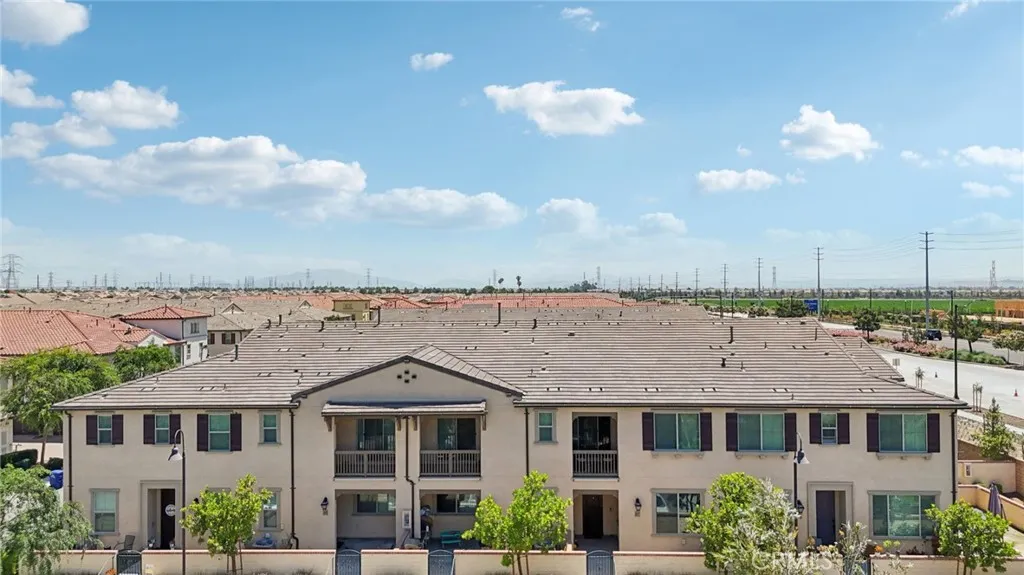2818 E Berry Loop Privado Unit 66, Ontario, CA 91761 - Photo 2 of 50, Ontario, CA