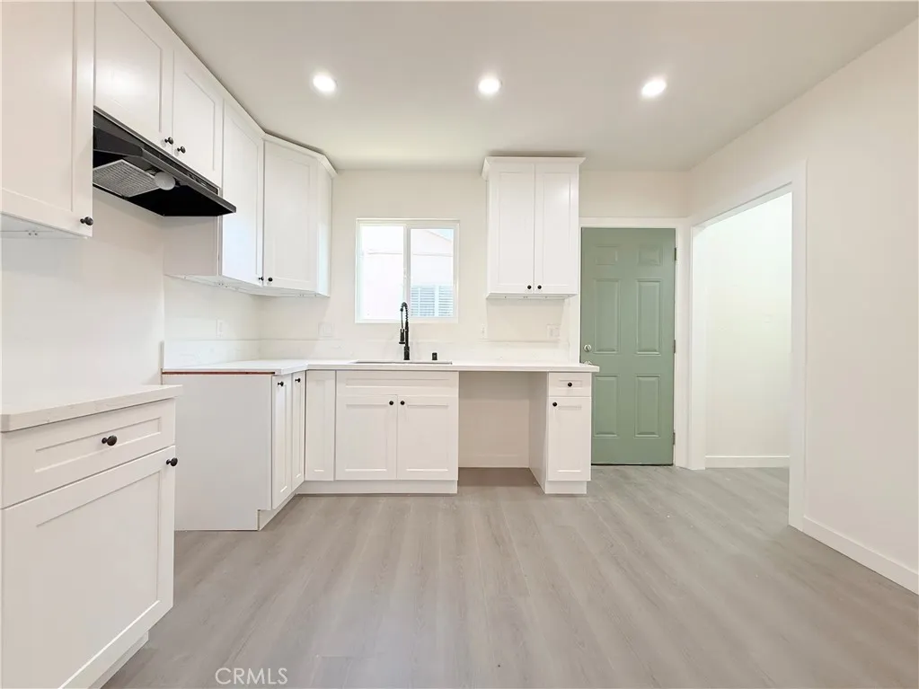 213 N Broadacres Avenue, Compton, CA 90220 - Photo 5 of 20, Compton, CA