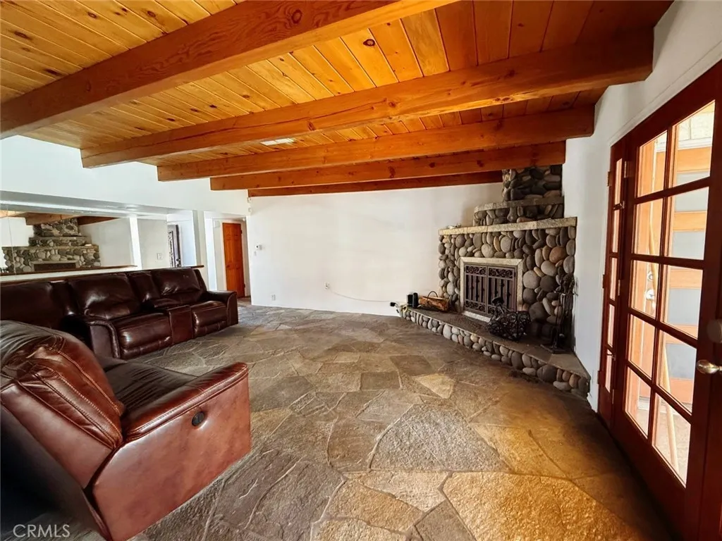 7029 Bellaire, Los Angeles, CA 91605 - Photo 4 of 25, Los Angeles, CA