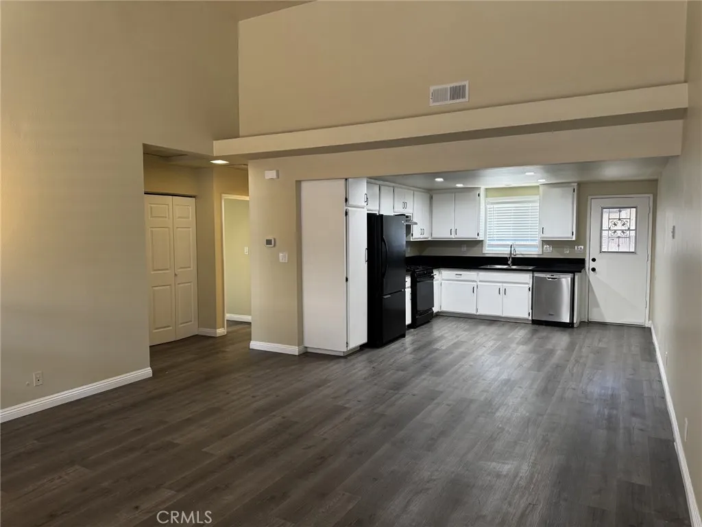 171 N Alameda Unit B, Azusa, CA 91702 - Photo 3 of 19, Azusa, CA