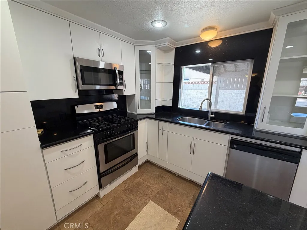 21529 Dolores, Carson, CA 90745 - Photo 3 of 14, Carson, CA