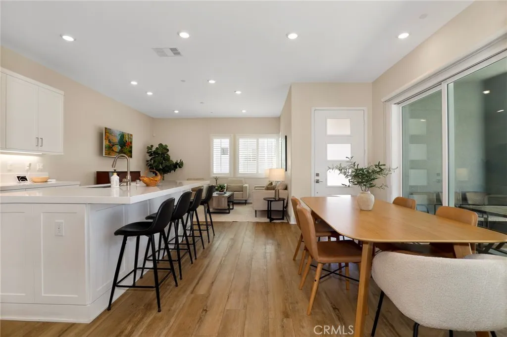 27512 Golden Currant Place, Valencia, CA 91381 - Main photo, Valencia, CA