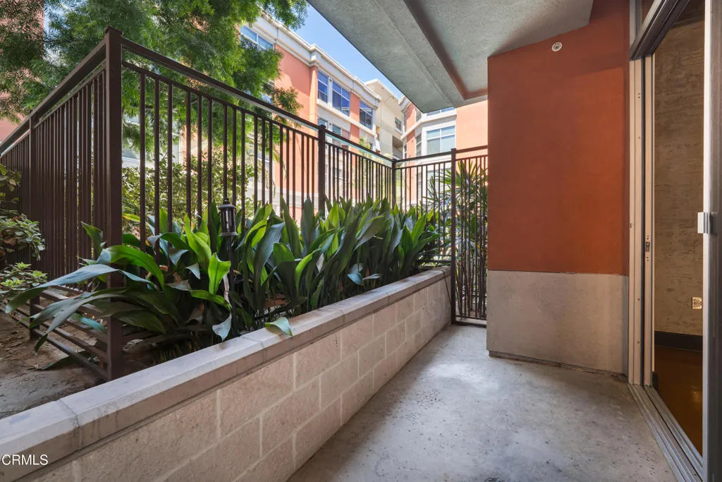 840 E Green Street Unit 121, Pasadena, CA 91101 - Photo 5 of 29, Pasadena, CA