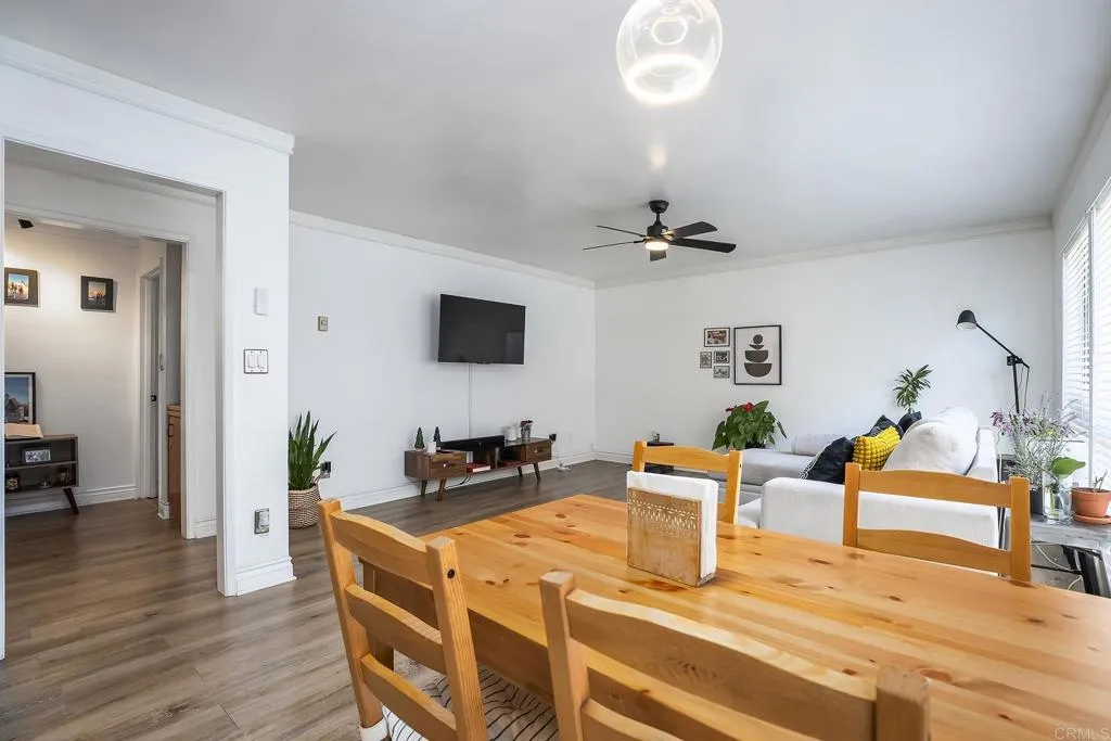 https://cdn.realtyfeed.com/cdn/127/306775828/fad26457d62f57fc353a0f9d502fdf9c.webp