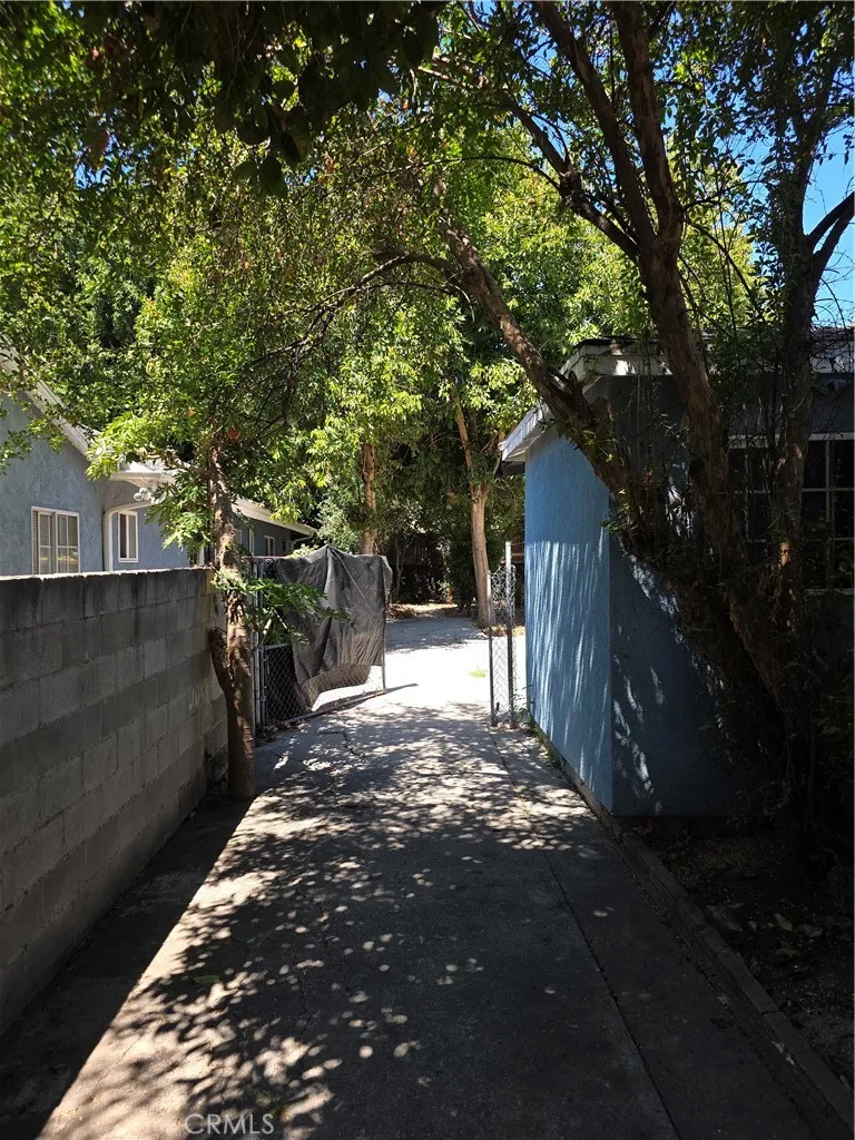 7249 Loma Verde Ave., Canoga Park, CA 91303 - Photo 5 of 27, Canoga Park, CA