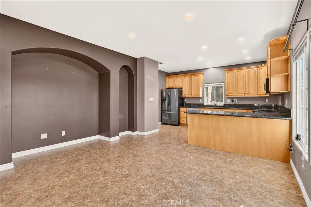 https://cdn.realtyfeed.com/cdn/127/306775840/20b3fd0c107370b425f983cebda646a8.webp