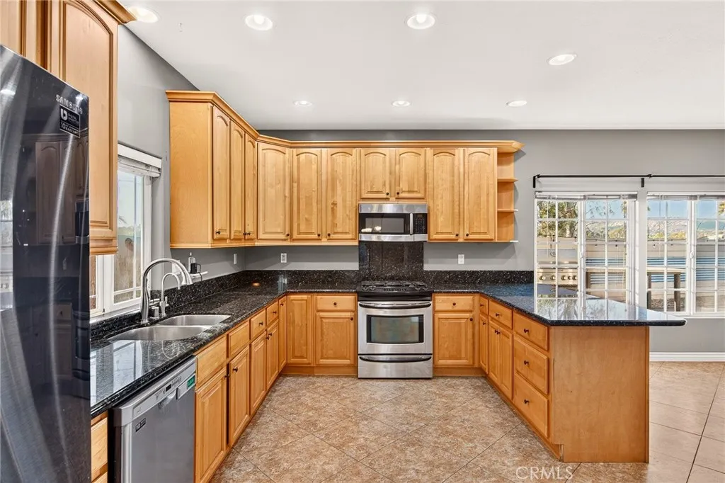 https://cdn.realtyfeed.com/cdn/127/306775840/59ce2a8f2f6f1a809ebf3c0fc4d669b4.webp