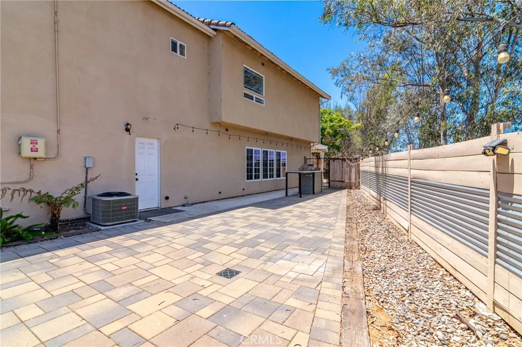 https://cdn.realtyfeed.com/cdn/127/306775840/94ac55d5f9c0da93ccc7d4cf648c668e.webp