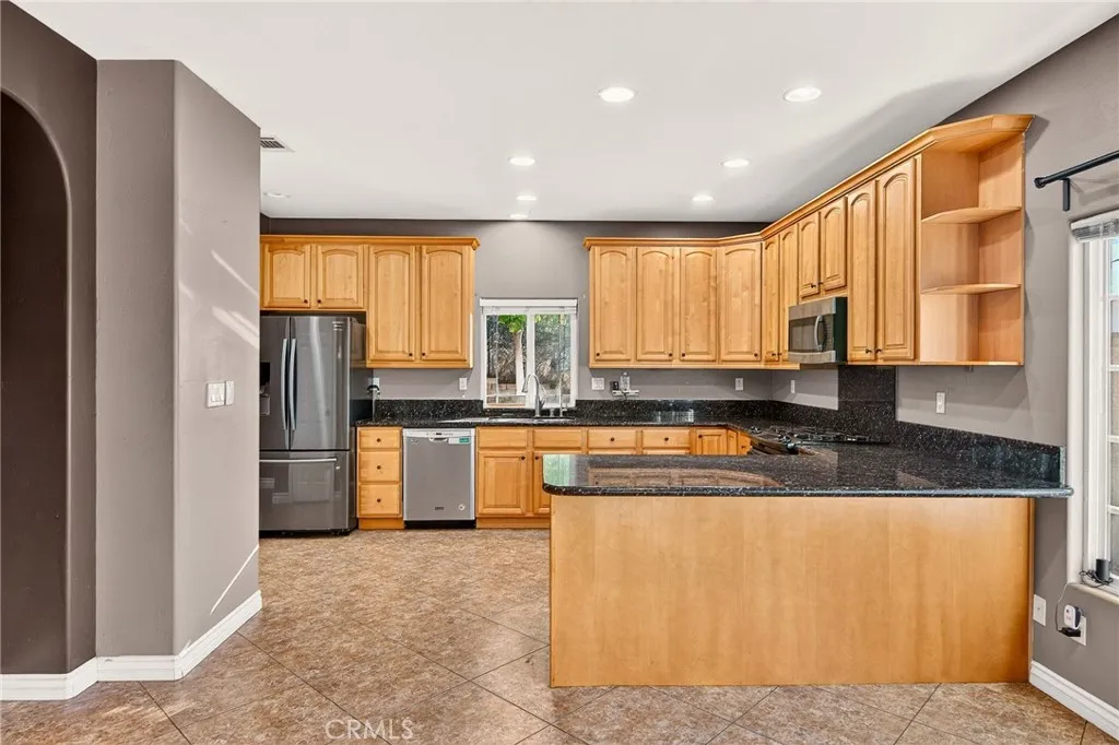 https://cdn.realtyfeed.com/cdn/127/306775840/c5ec581ce2cde56c833d2c866002ba9e.webp