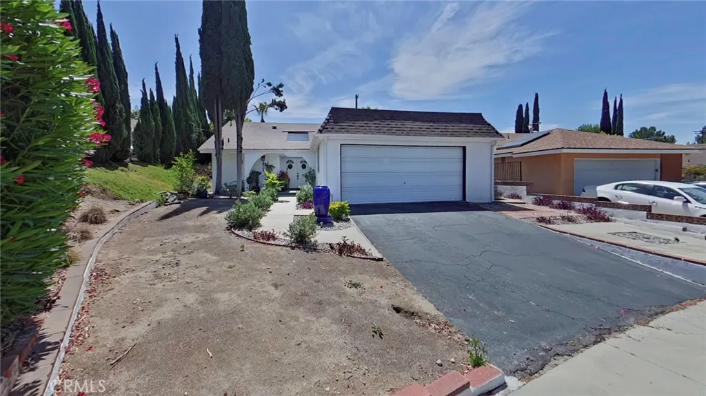 11014 Tinker Ave, Tujunga, CA 91042 - Main photo, Tujunga, CA