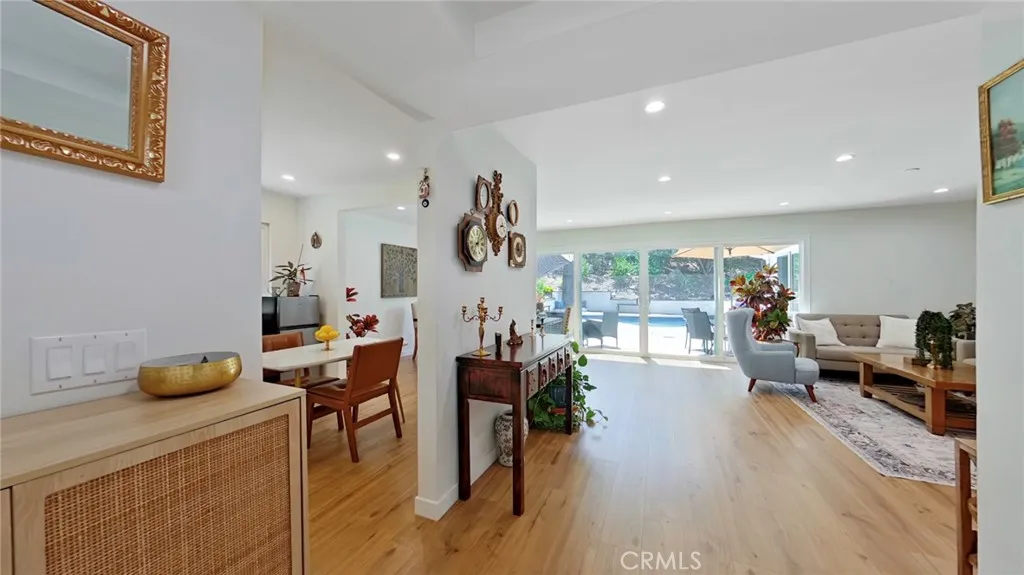 11014 Tinker Ave, Tujunga, CA 91042 - Photo 4 of 37, Tujunga, CA