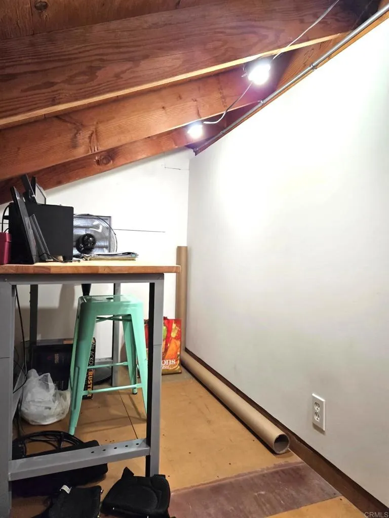 https://cdn.realtyfeed.com/cdn/127/306775846/54aca6fbea7262cb552711c2263716d4.webp