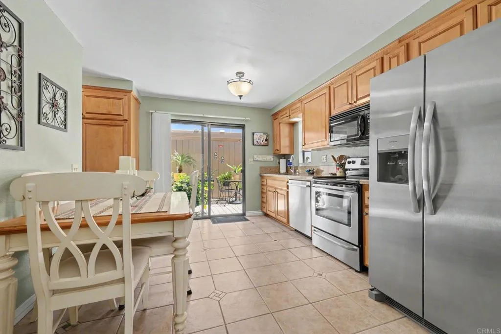 https://cdn.realtyfeed.com/cdn/127/306775846/b818ab6507e2b2b502a789e921394c90.webp