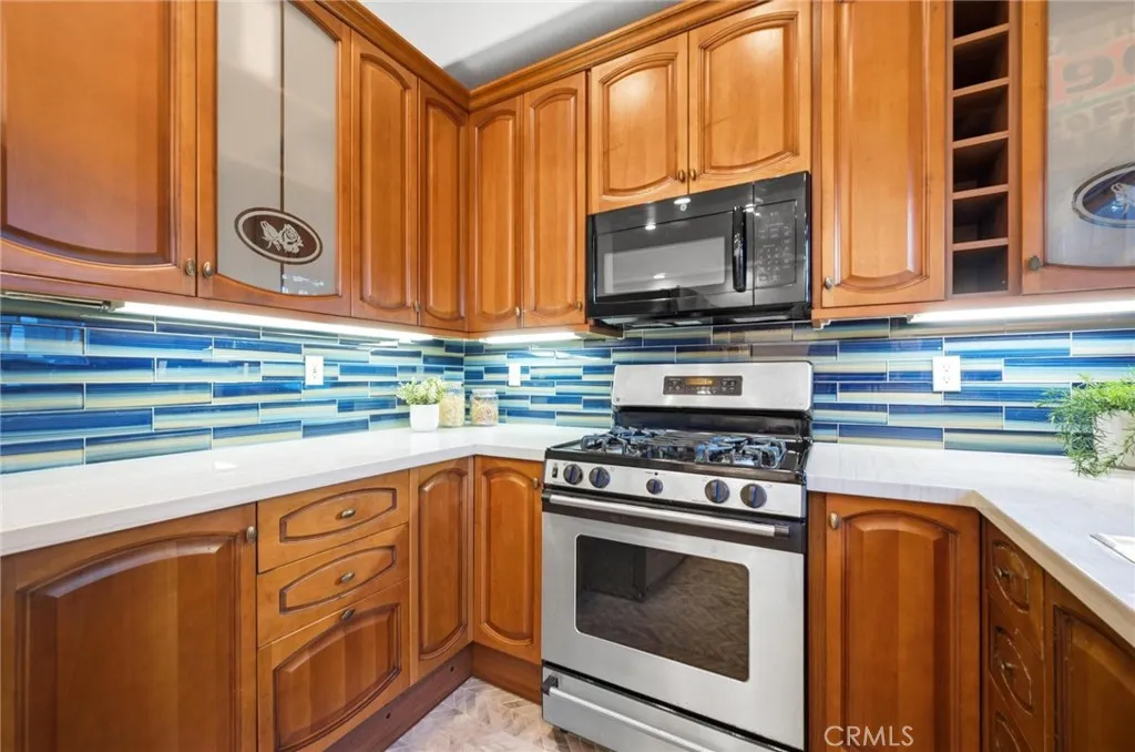 10833 Kling Street Unit 4, North Hollywood, CA 91602 - Photo 5 of 20, North Hollywood, CA