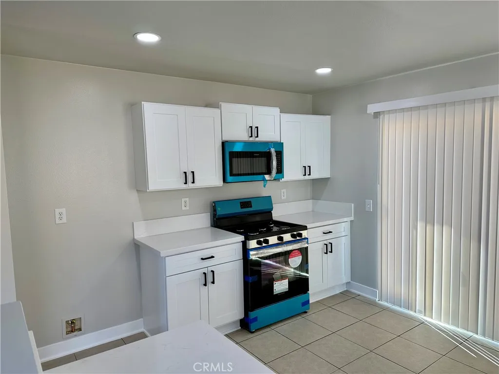 11923 Spring Hill Court, Adelanto, CA 92301 - Photo 3 of 23, Adelanto, CA
