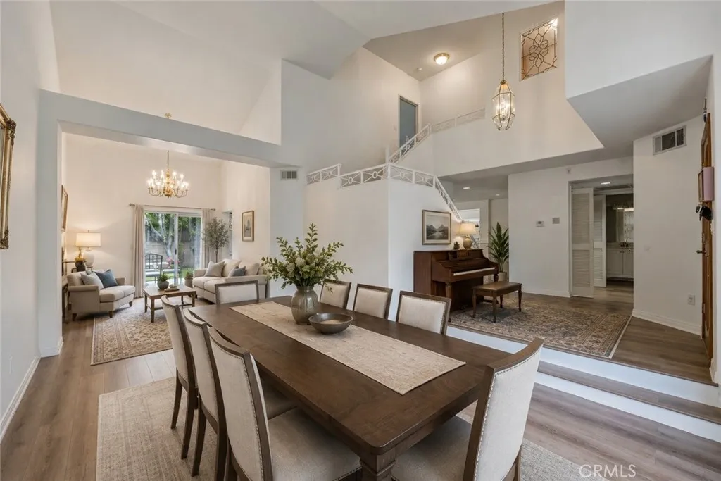 5807 Sylvia Avenue, Tarzana, CA 91356 - Photo 2 of 15, Tarzana, CA
