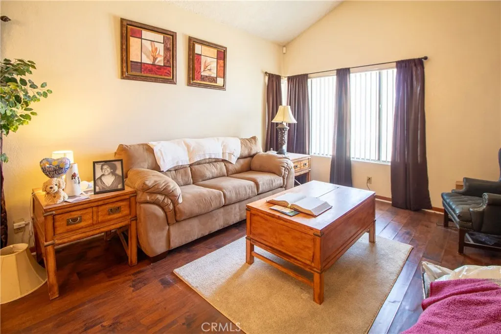 2504 Desert Oak, Palmdale, CA 93550 - Photo 5 of 40, Palmdale, CA