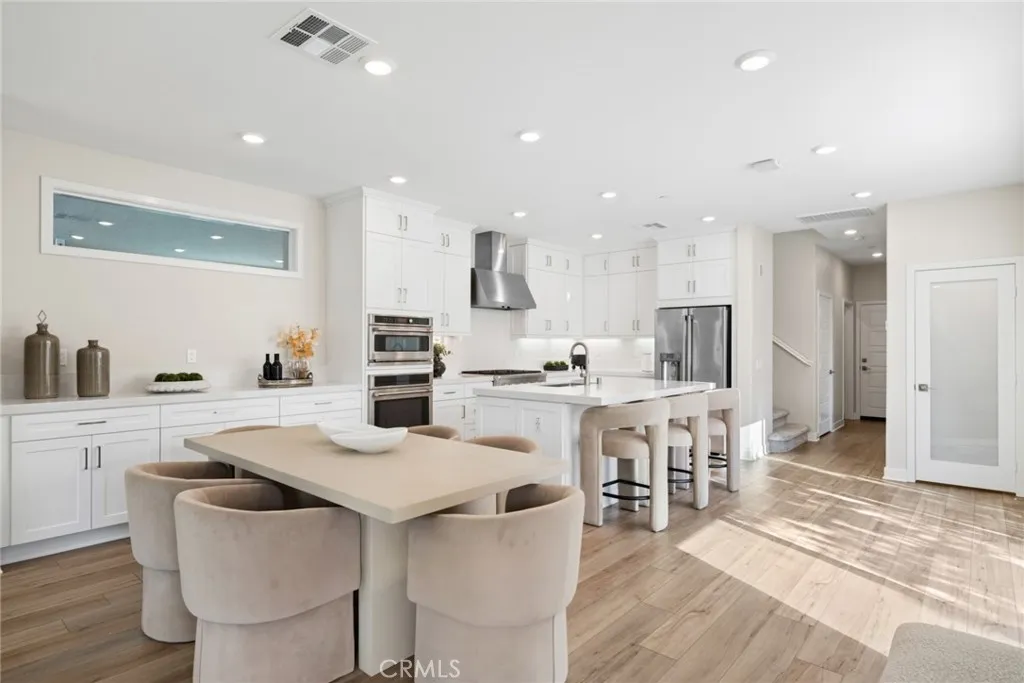 410 Chorus, Irvine, CA 92618 - Photo 5 of 58, Irvine, CA