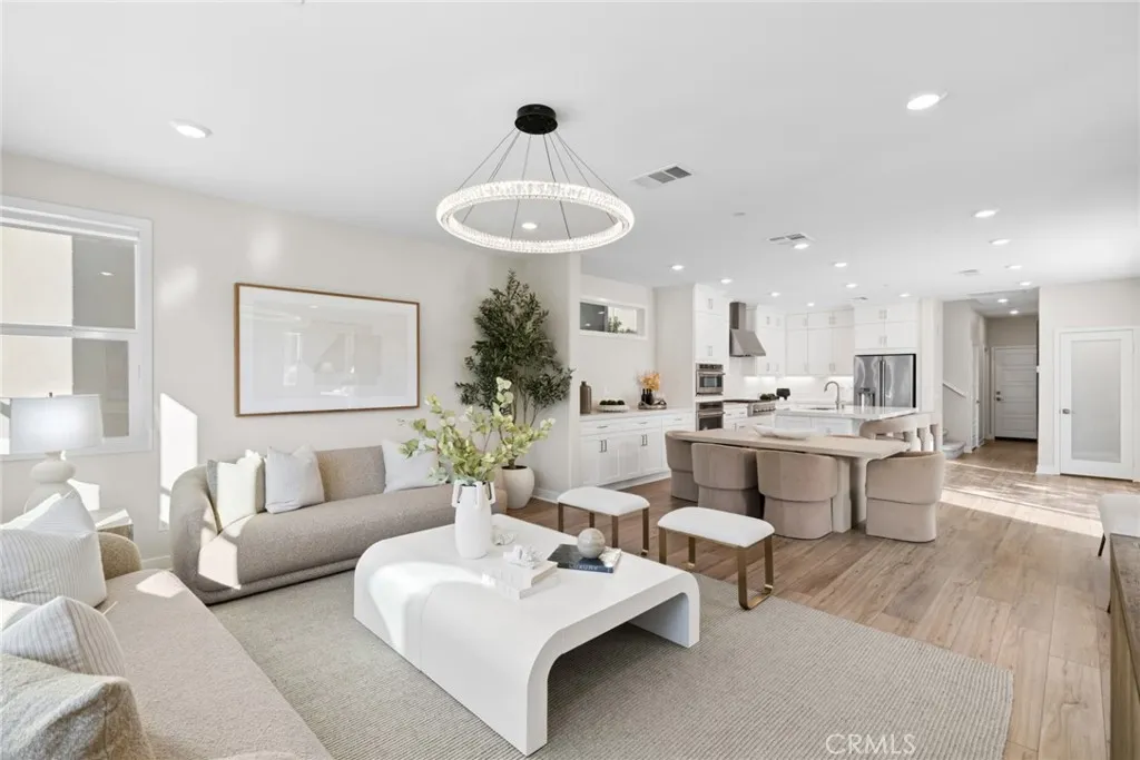 410 Chorus, Irvine, CA 92618 - Photo 3 of 58, Irvine, CA