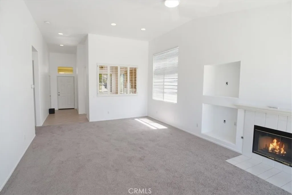 20223 Gratland, Canyon Country, CA 91351 - Photo 2 of 17, Canyon Country, CA