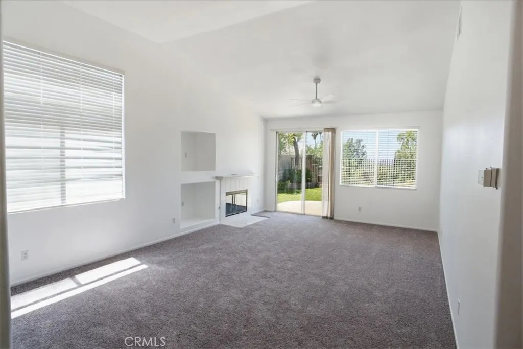 20223 Gratland, Canyon Country, CA 91351 - Photo 3 of 17, Canyon Country, CA