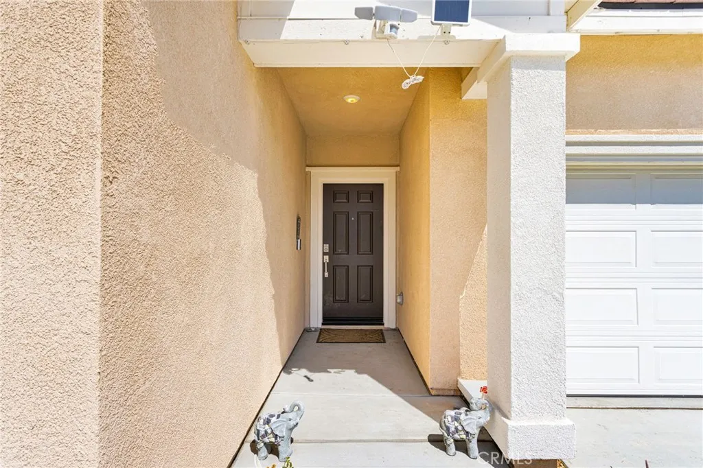 13271 Sierra Blanca, Victorville, CA 92394 - Photo 5 of 54, Victorville, CA