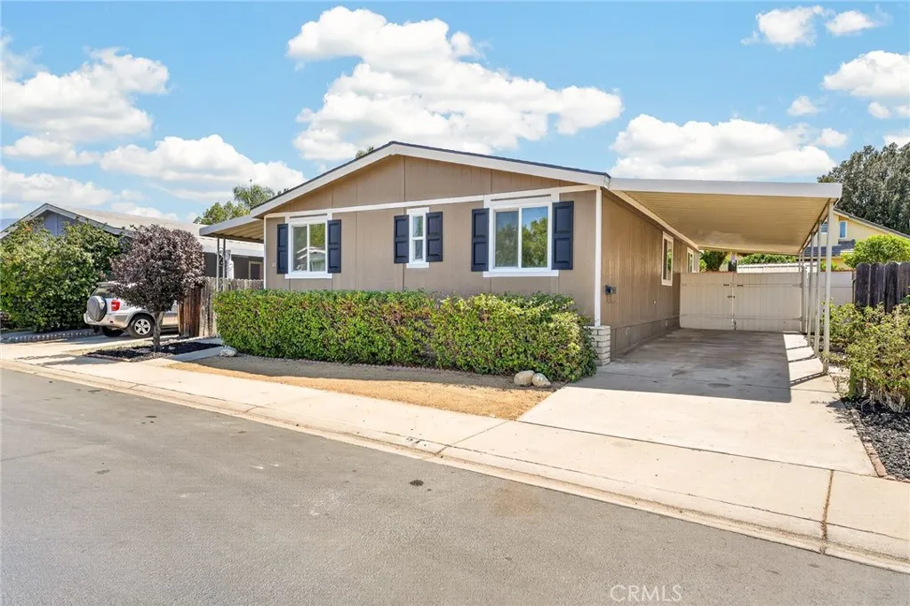 1721 E Colton Unit 21, Redlands, CA 92374 - Main photo, Redlands, CA