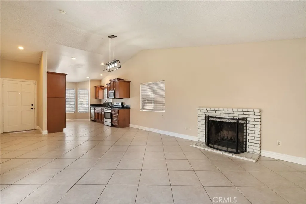 11354 Sage, Fontana, CA 92337 - Photo 2 of 20, Fontana, CA