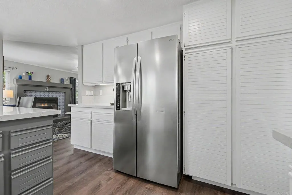 https://cdn.realtyfeed.com/cdn/127/306776046/82902e34ea78a48f09971f3760c604fc.webp